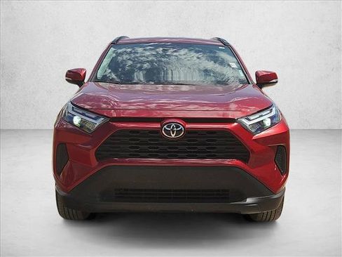 Used 2025 Toyota RAV4 XLE FWD image 2
