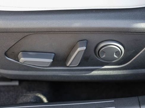 New 2026 Hyundai Elantra Limited FWD image 26