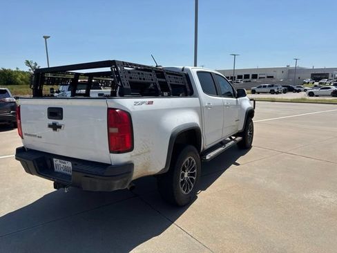 Used 2019 Chevrolet Colorado ZR2 AWD/4WD image 4