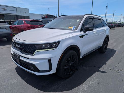 Used 2022 Kia Sorento SX AWD/4WD image 4