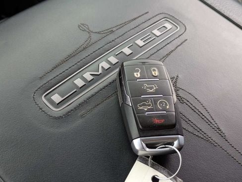 Used 2022 RAM 1500 Limited RWD image 30