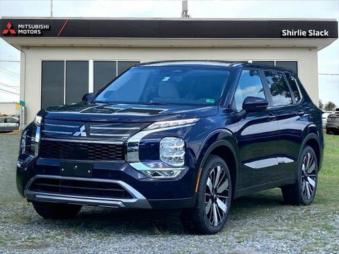 New 2025 Mitsubishi Outlander SE image 1