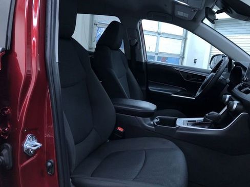 Certified 2023 Toyota RAV4 LE image 22