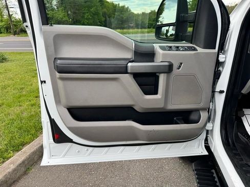 Used 2017 Ford F450 XLT w/ XLT Value Package AWD/4WD image 19
