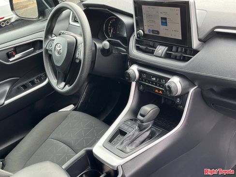 Certified 2025 Toyota RAV4 XLE FWD image 13
