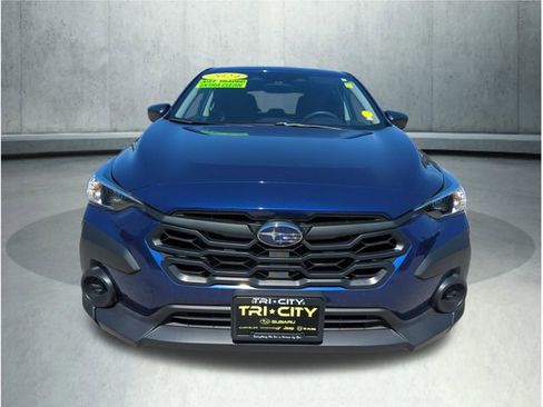 Used 2024 Subaru Crosstrek 2.0i AWD/4WD image 16