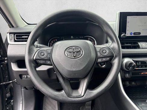 Certified 2025 Toyota RAV4 XLE AWD/4WD image 17