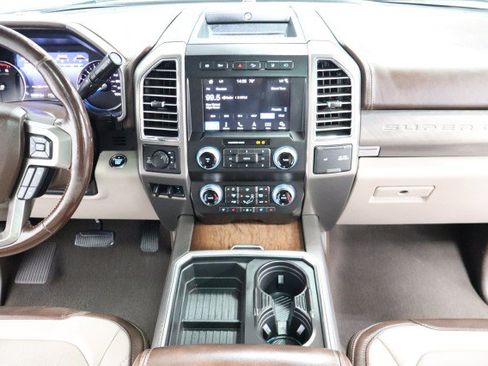 Used 2019 Ford F250 Limited w/ FX4 Off-Road Package AWD/4WD image 7