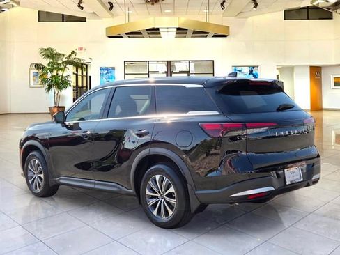 Certified 2026 INFINITI QX60 Pure w/ Cargo Package AWD/4WD image 7