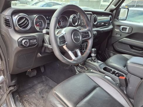 Used 2021 Jeep Wrangler Unlimited Rubicon w/ Trailer Tow Package AWD/4WD image 4