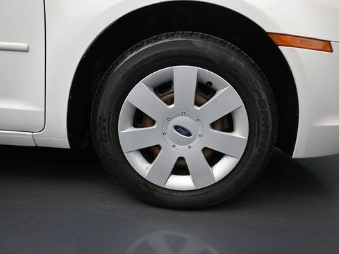 Used 2008 Ford Fusion S image 41