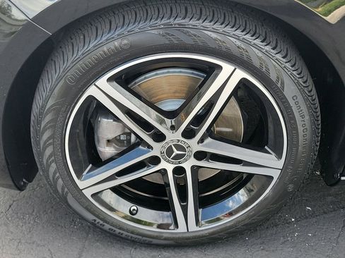 Used 2021 Mercedes-Benz A 220 image 11