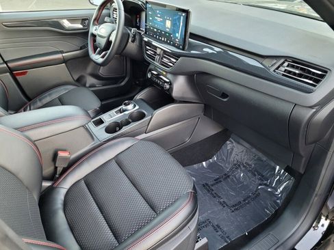 Used 2024 Ford Escape ST-Line w/ Equipment Group 301A image 19