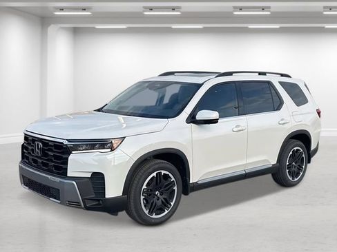New 2026 Honda Pilot Touring image 7