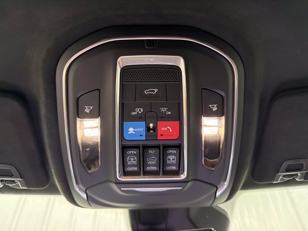 New 2026 Jeep Grand Cherokee Summit w/ Obsidian Package AWD/4WD image 27