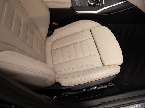 Used 2024 BMW M340i w/ Premium Package image 32