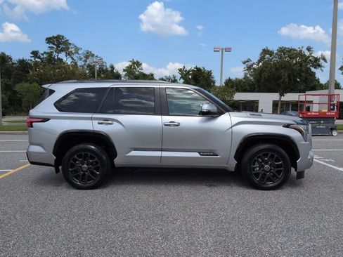 Certified 2024 Toyota Sequoia Platinum AWD/4WD image 3