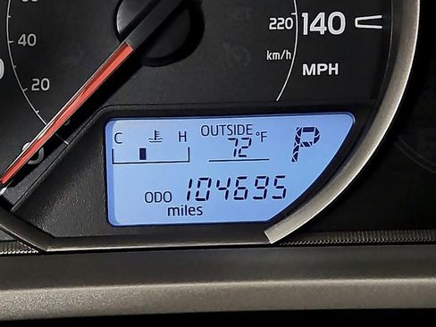Used 2014 Toyota RAV4 LE FWD image 19