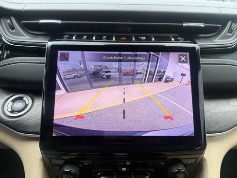 Used 2022 Jeep Grand Cherokee Limited 4xe AWD/4WD image 38