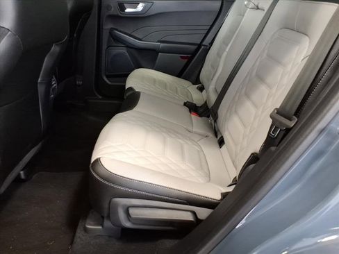 New 2024 Ford Escape SE w/ PHEV Premium Package image 10