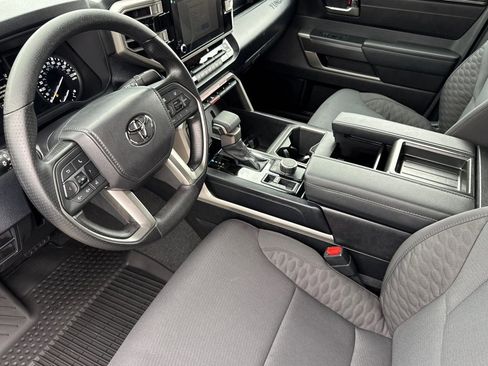 New 2026 Toyota Tundra SR image 4