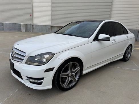 Used 2013 Mercedes-Benz C 350 Sport image 7
