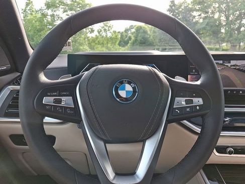 Used 2025 BMW X5 xDrive50e w/ Climate Comfort Package AWD/4WD image 20