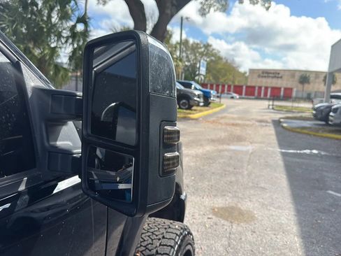 Used 2016 Ford F250 Platinum w/ FX4 Off-Road Package image 31