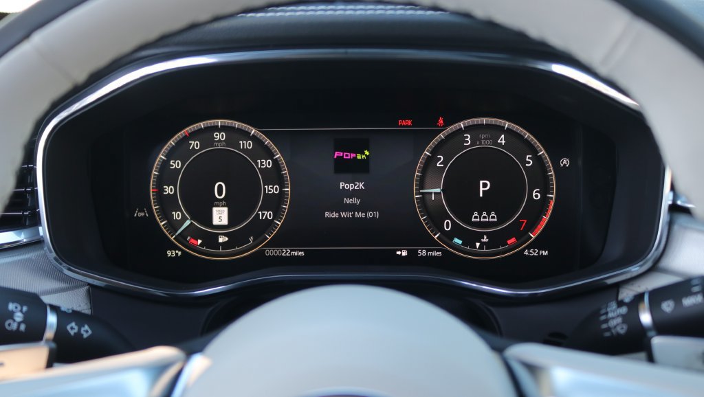 New 2026 Jaguar F-PACE R-Dynamic S AWD/4WD image 21