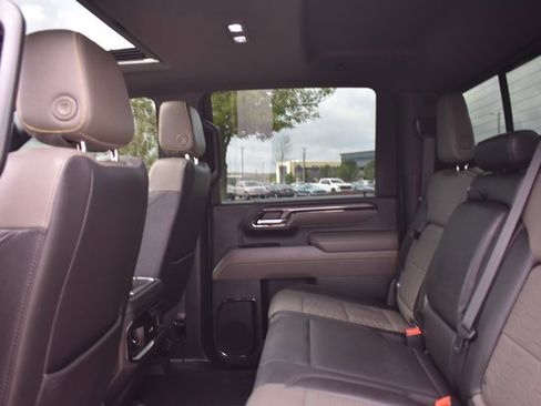 Used 2024 Chevrolet Silverado 2500 ZR2 w/ ZR2 Bison Edition AWD/4WD image 22