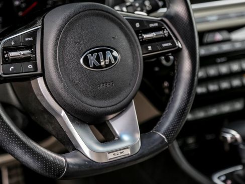 Used 2020 Kia Sportage SX image 12