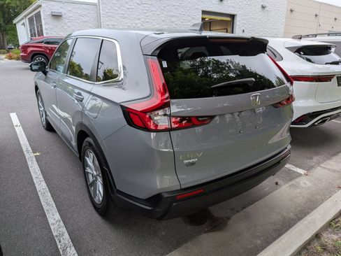 Used 2025 Honda CR-V EX-L image 4