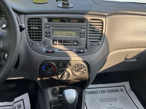 Used 2008 Kia Rio LX FWD image 7