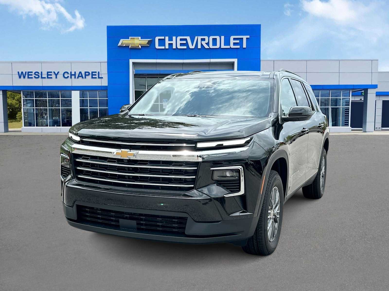 New 2026 Chevrolet Traverse LT w/ LPO, Floor Liner Package FWD image 1