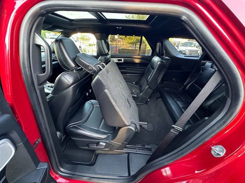 Used 2020 Ford Explorer ST w/ ST Street Pack AWD/4WD image 26