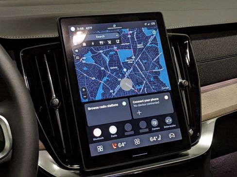 New 2025 Volvo XC90 T8 Core w/ Climate Package image 17