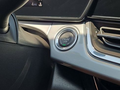 New 2025 Chevrolet Trax LT w/ Driver Confidence Package image 14