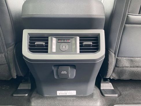 New 2026 Ford F250 Lariat w/ FX4 Off-Road Package image 31