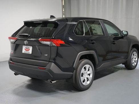 New 2025 Toyota RAV4 LE image 8