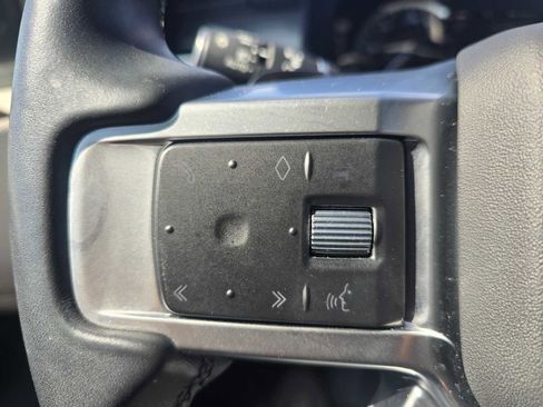 Used 2023 Land Rover Discovery S R-Dynamic image 34