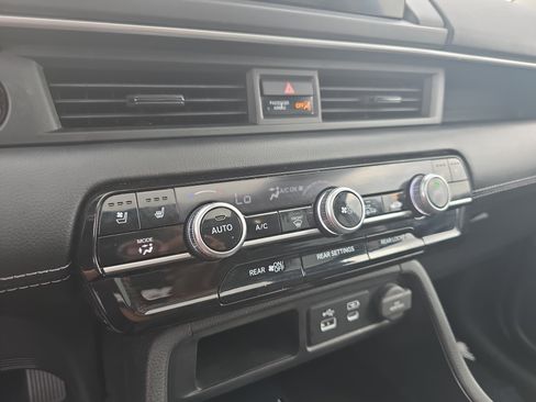 Used 2023 Honda Pilot Elite image 24