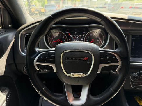 Used 2018 Dodge Charger SXT Plus RWD image 21