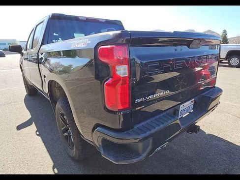Used 2021 Chevrolet Silverado 1500 Custom Trail Boss AWD/4WD image 4