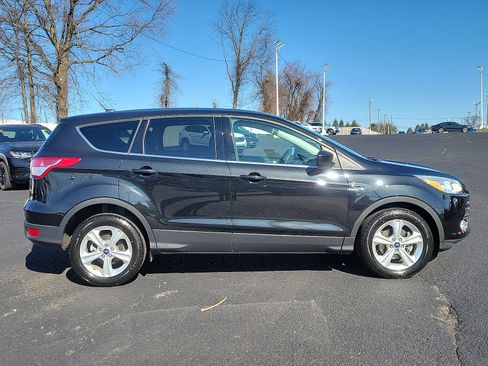 Used 2015 Ford Escape SE image 8