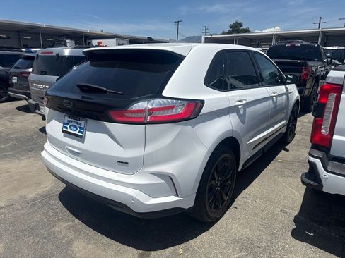 Used 2022 Ford Edge SE w/ Black Appearance Package AWD/4WD image 5