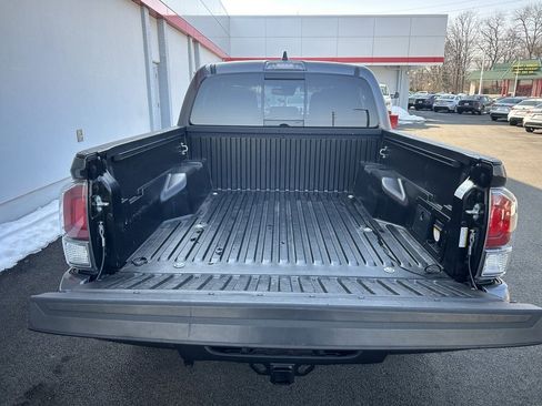 Used 2023 Toyota Tacoma TRD Sport image 11