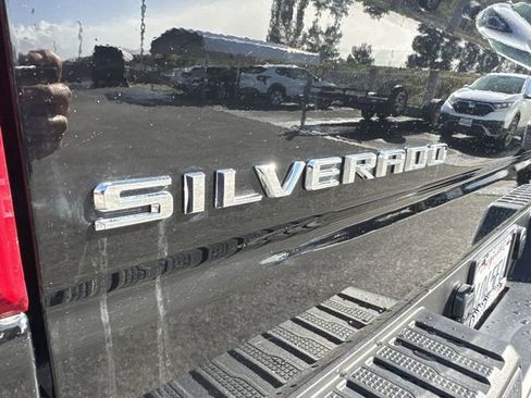 Certified 2025 Chevrolet Silverado 1500 LT w/ Leather Package image 21