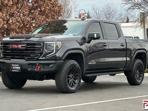 Used 2023 GMC Sierra 1500 AT4X image 8