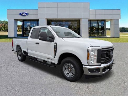 New 2026 Ford F250 XL RWD image 2