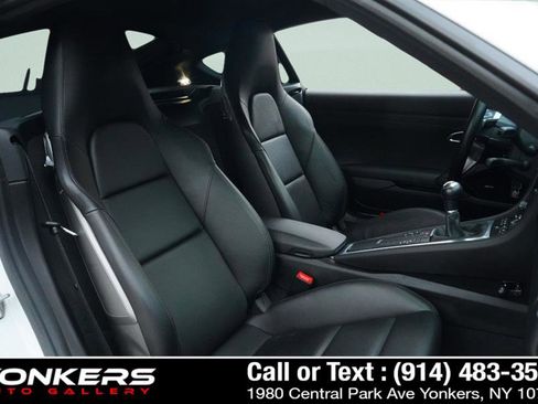 Used 2018 Porsche 718 Cayman image 19